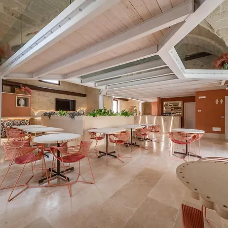 Bed & Breakfast Corte Dei Granai Meeting & - Raro Collection Maglie