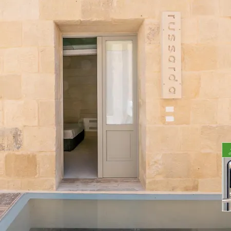 Bed & Breakfast Corte Dei Granai Meeting & - Raro Collection Maglie