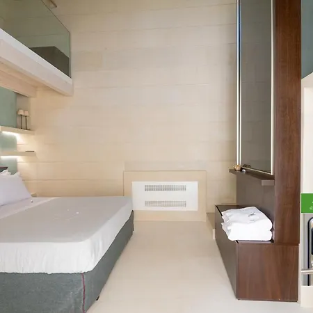 Bed & Breakfast Corte Dei Granai Meeting & - Raro Collection *