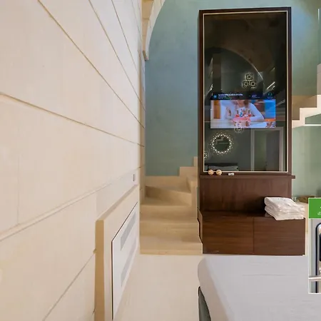 Bed & Breakfast Corte Dei Granai Meeting & - Raro Collection Maglie